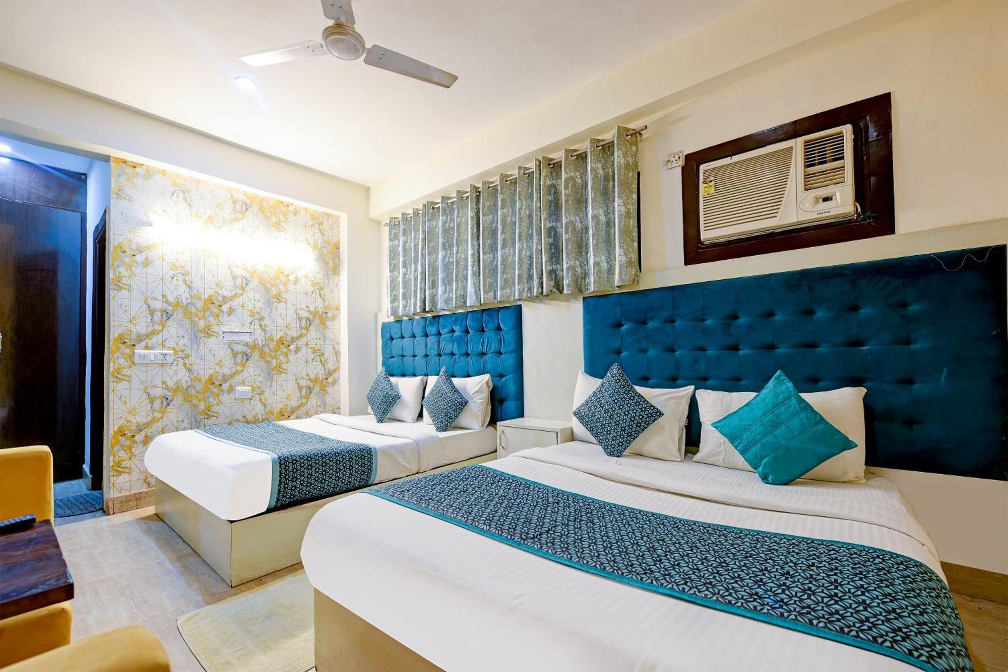 Hotel Skywood At Airport New Delhi Exterior photo