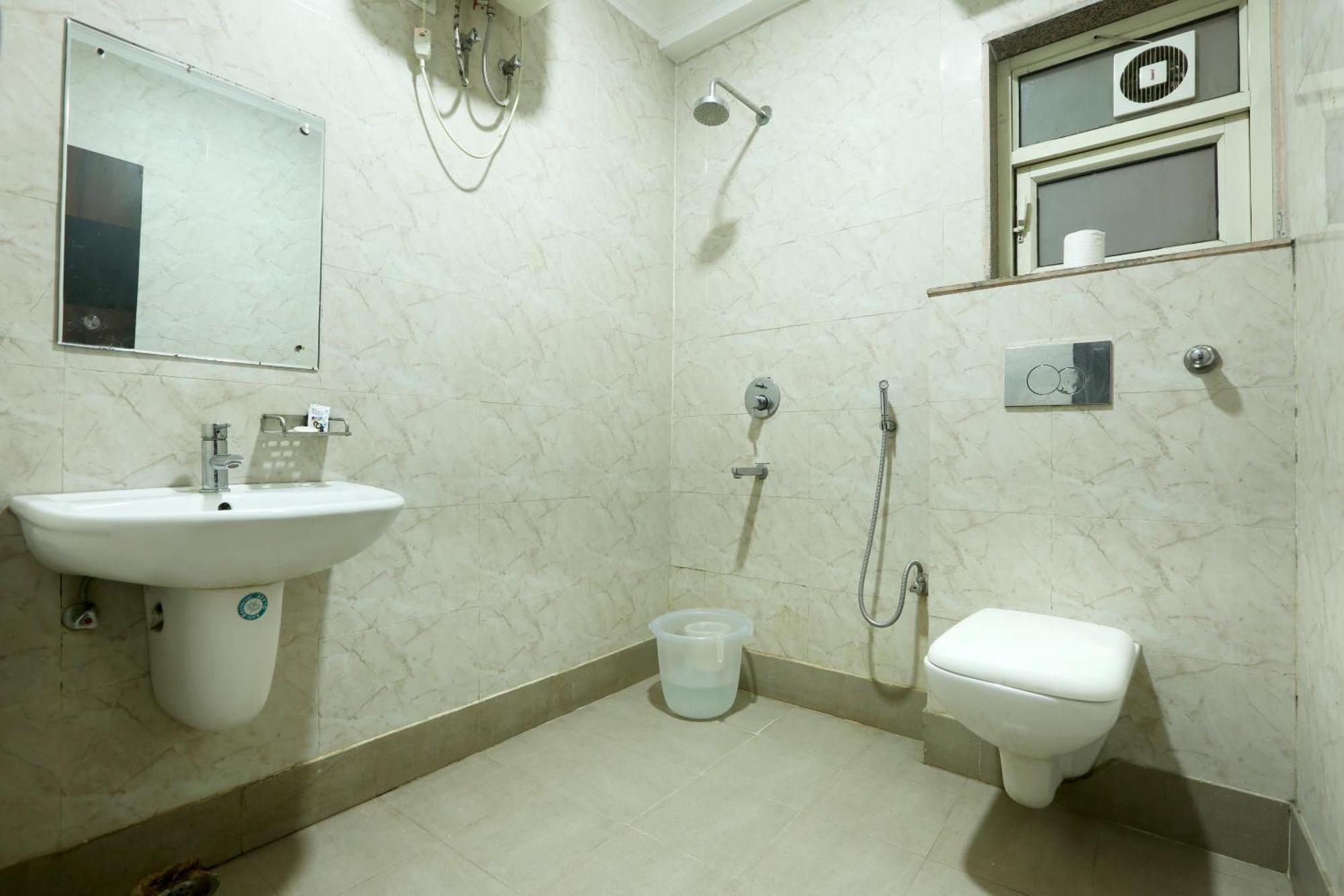 Hotel Skywood At Airport New Delhi Exterior photo